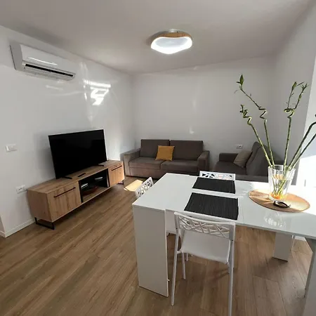 Old Bazaar 地拉那